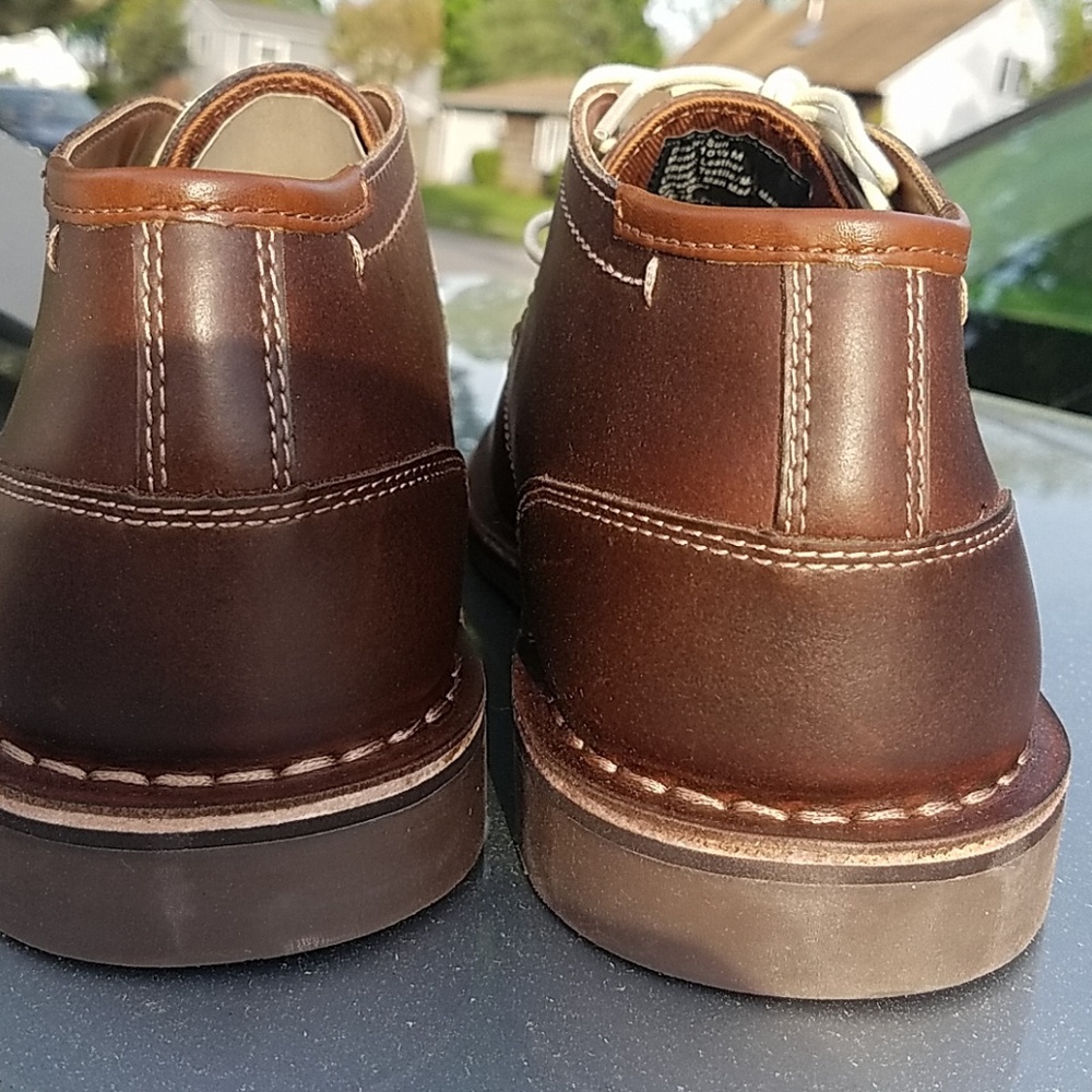Shoes - Picture 2 of 4